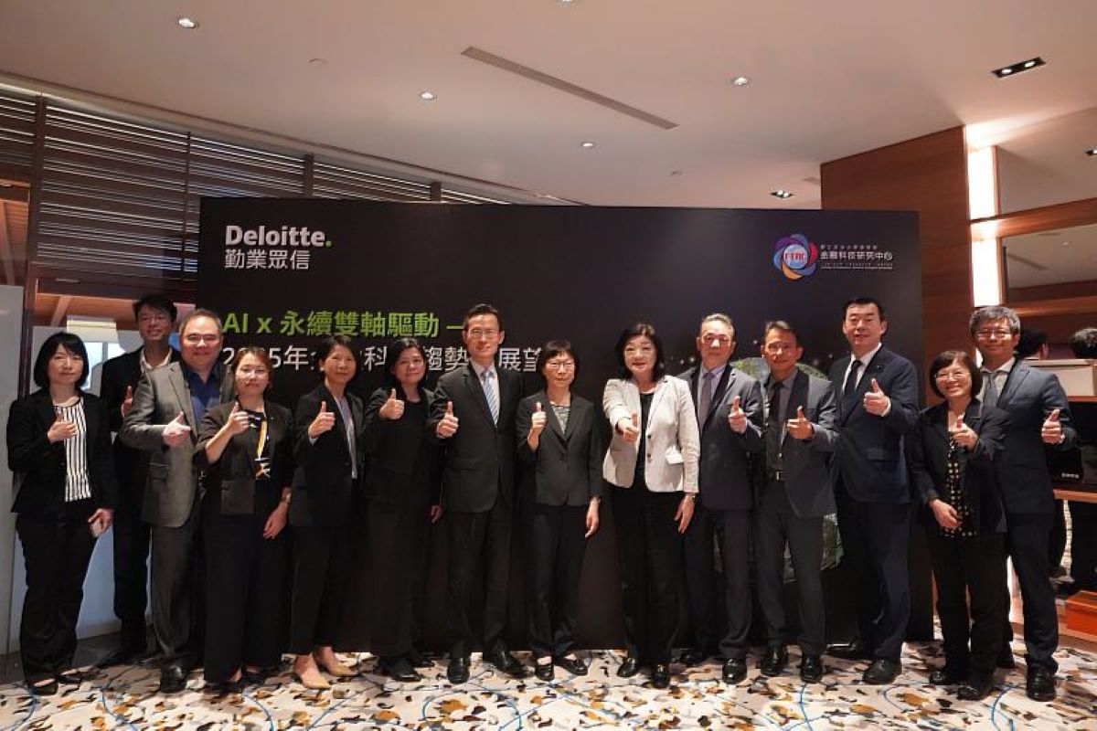 AI x ESG 引擎啟動 金融業轉型新賽局開打 共築2025保險轉型新動能