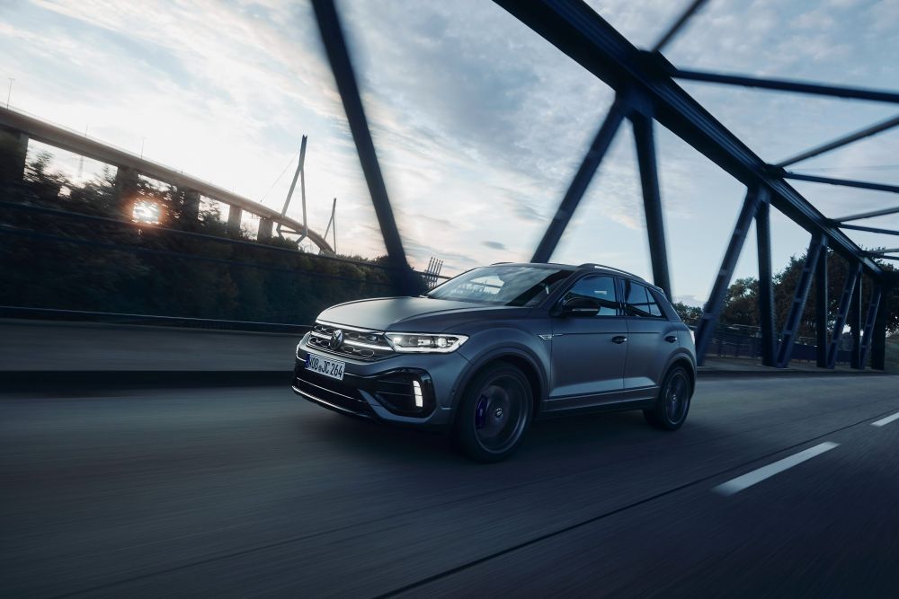 嶄新風格美學獨具魅力Volkswagen The new T-Roc R極緻版 霧影消光灰現身