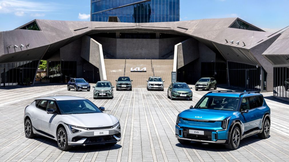 歡慶Kia連續３年在台銷售破萬台  限時入主享３重禮遇，再享６年６大系統延長保固