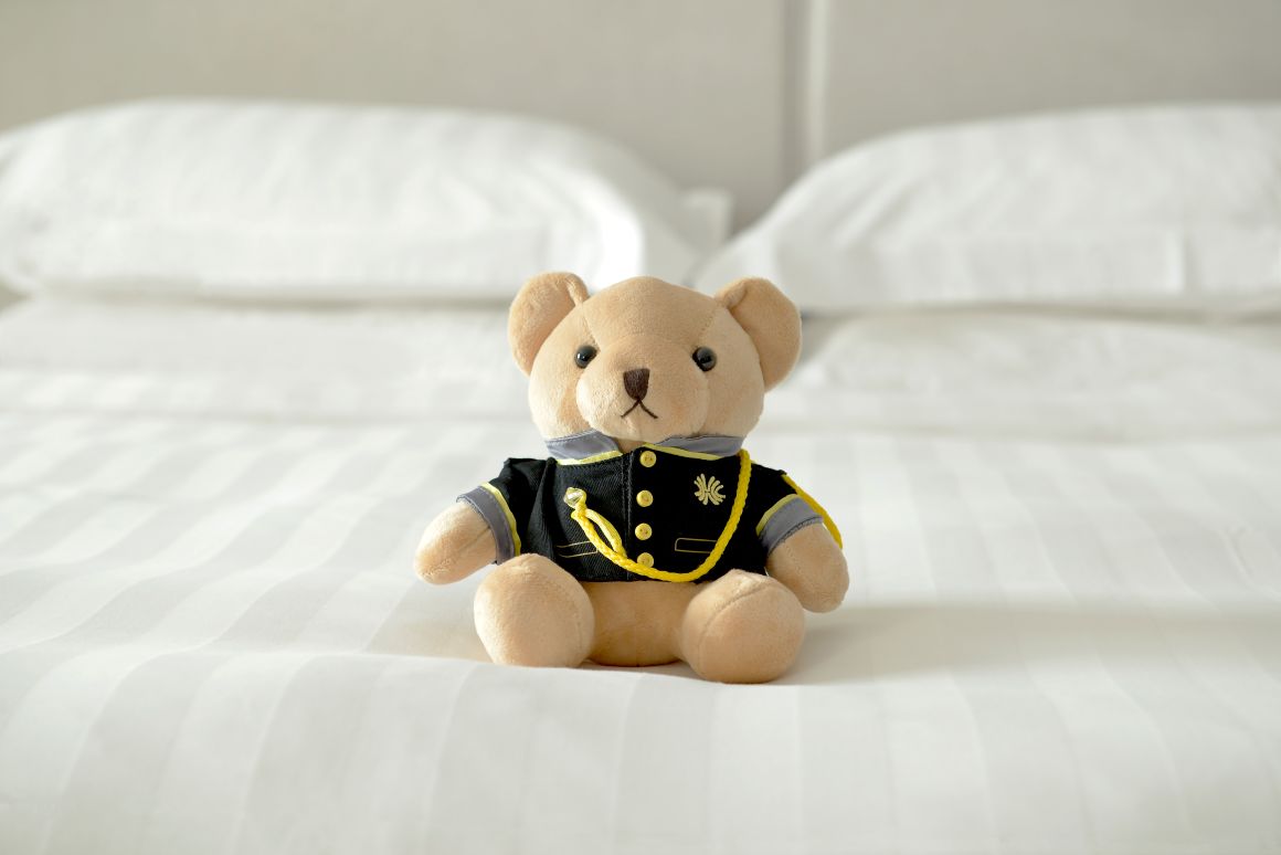 高雄漢來帶看「超人力霸王」並推出「冬日熊好玩」與「戀戀甜蜜夜」