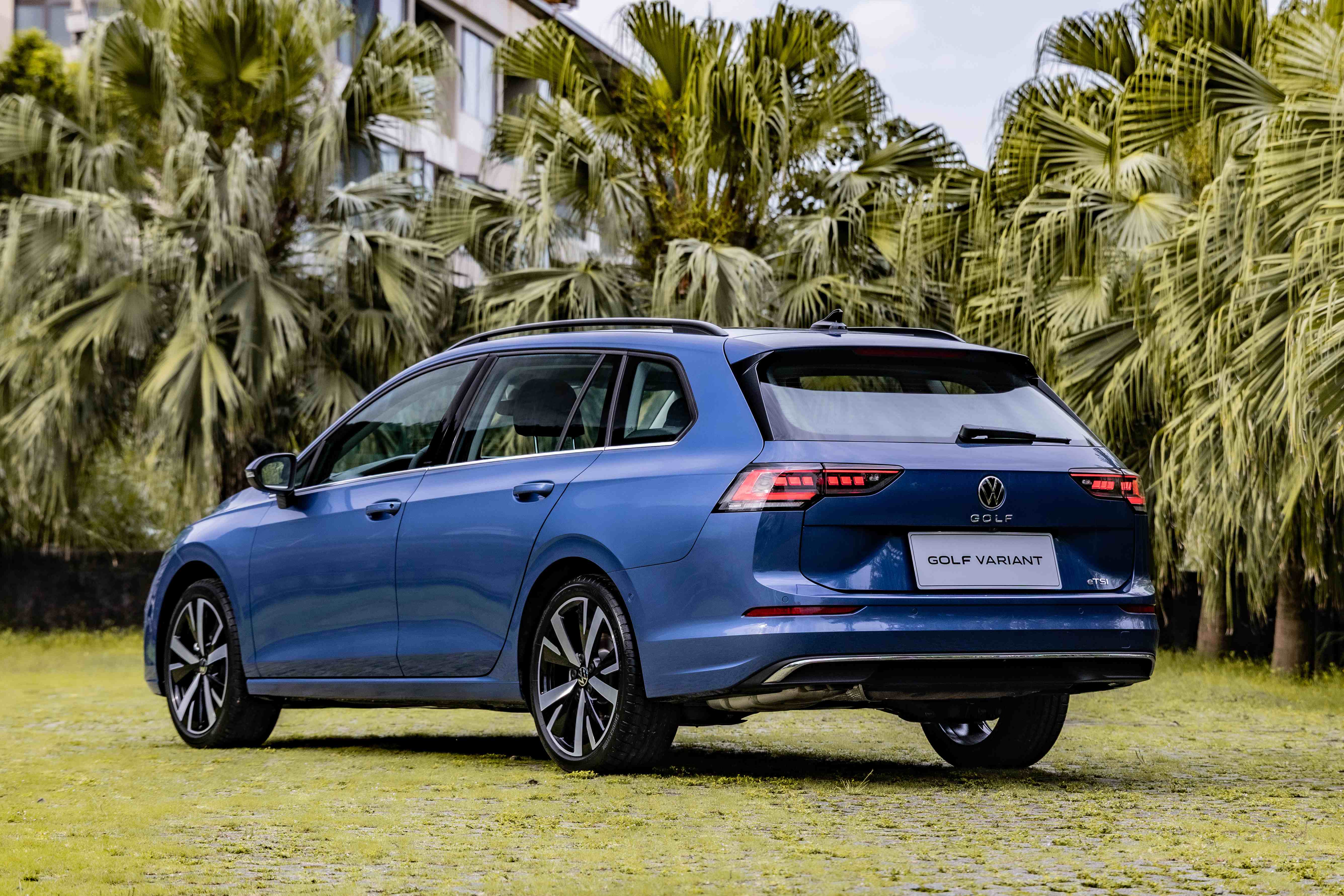 台灣福斯汽車與格上租車共推「德藝旅藏」長租專案