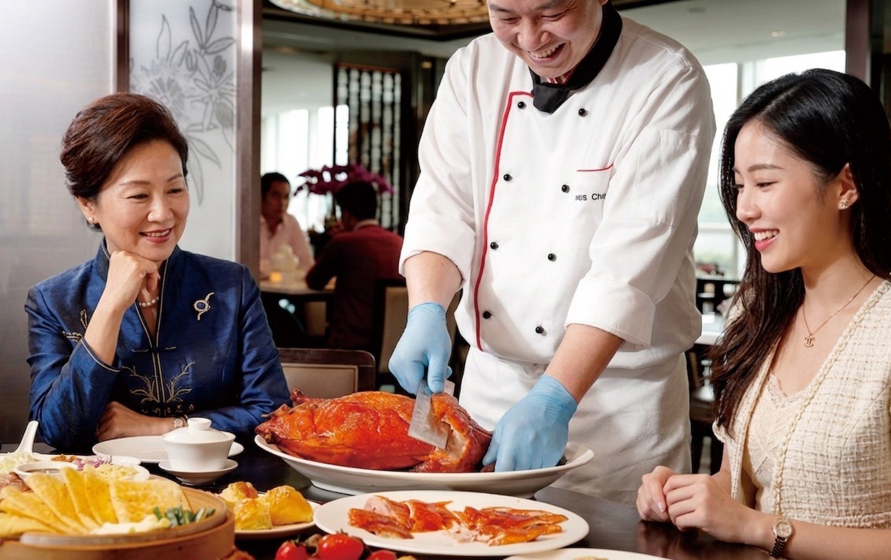 母親節聚餐優惠開打　六福萬怡敘日全日餐廳每人贈龍蝦滿額再送折價券