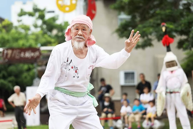 何國昭榮獲第七屆國家文化資產保存獎  首位獲獎陣頭教練　103歲建興師畢生守護宋江武陣文化