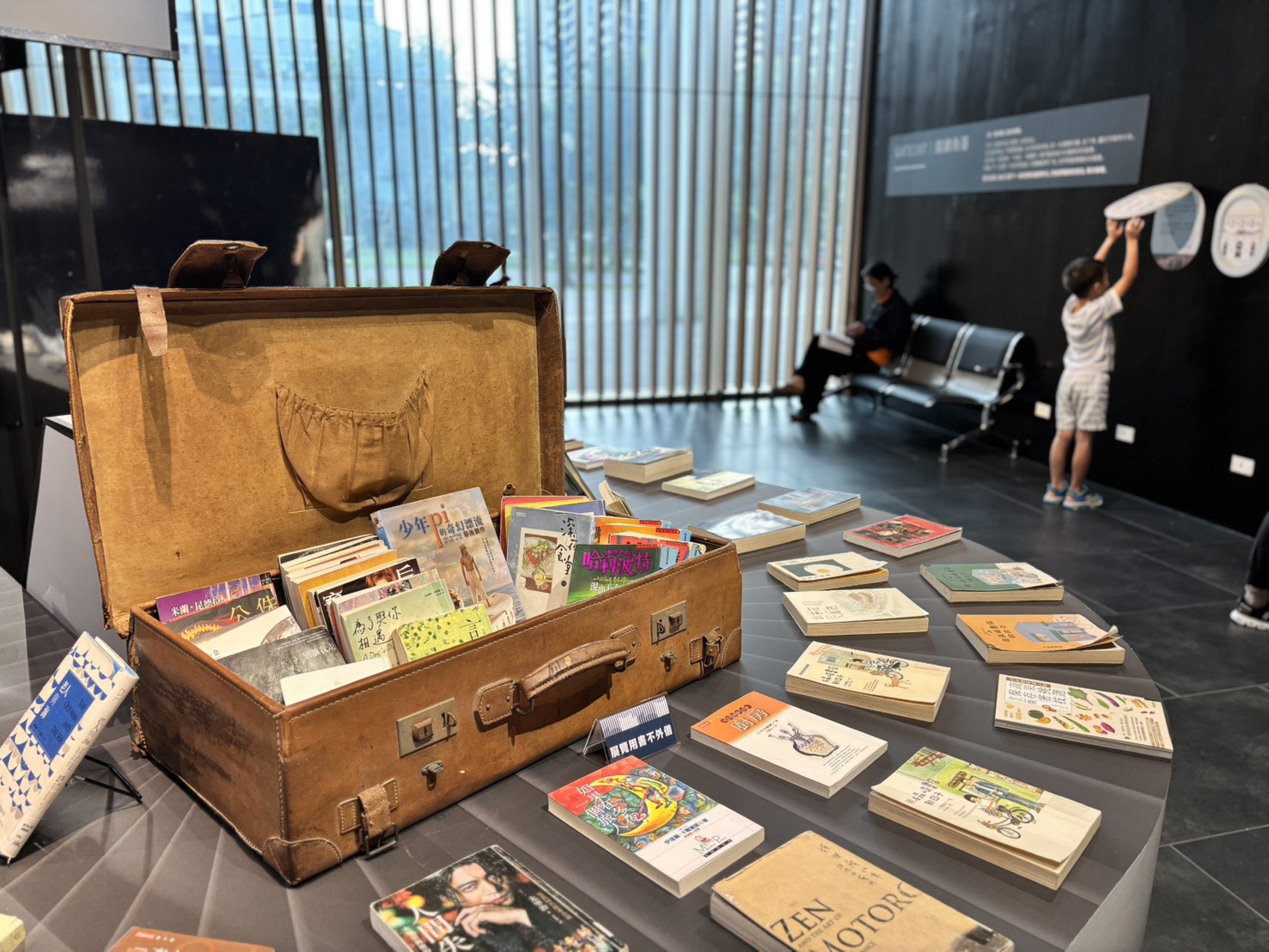 南市圖107週年「GATE 107」登場　  限量「閱讀免睡店」跨夜開館 一夜解鎖圖書館秘密