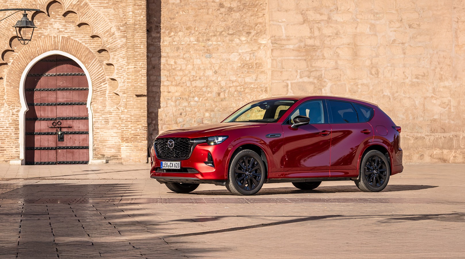 2027 年式 MAZDA CX-60 以多層次安全防護升級豐富旗艦跑旅魅力